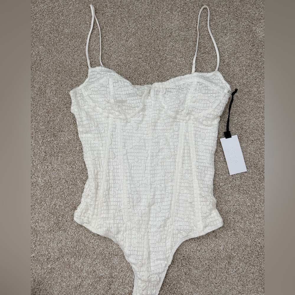 ASTR the Label Millbrae White Bodysuit